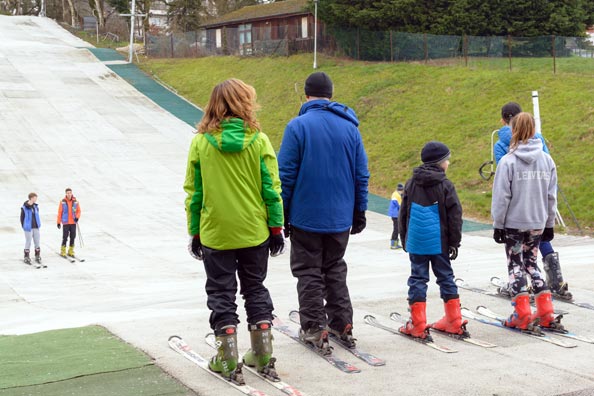 Learn To Ski In Swadlincote Swadlincote Snowsports Centre